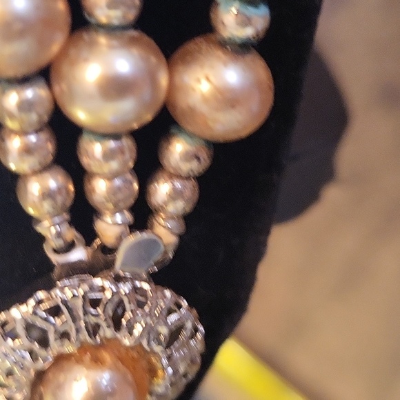 Vintage Layer Necklace - Picture 3 of 7